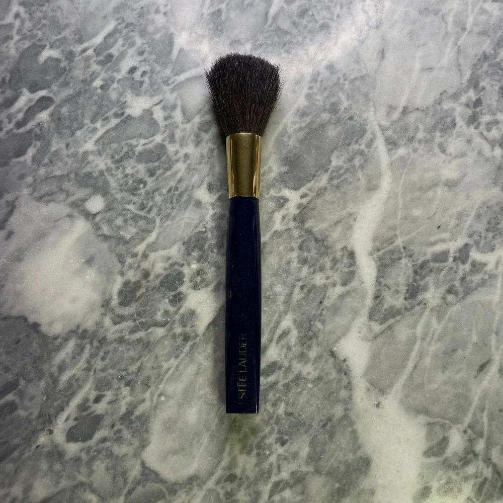 New Estée Lauder Brush